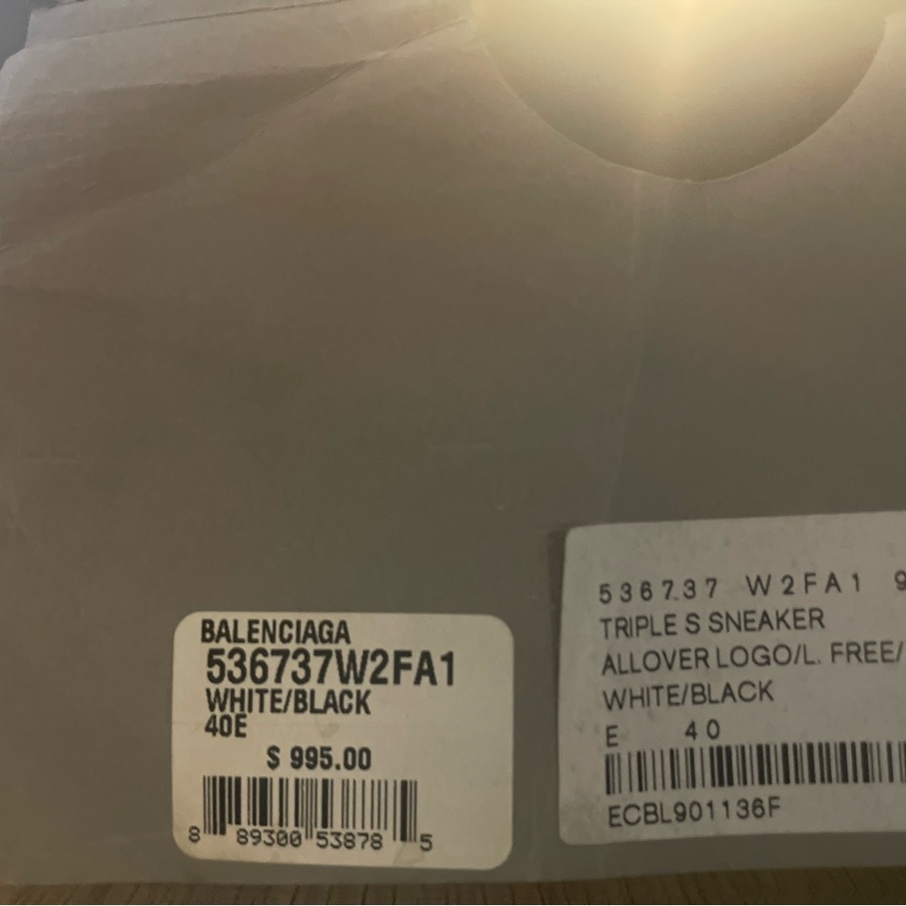Balenciaga Triple S - Picture 8 of 15